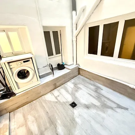 Victoria House アパート